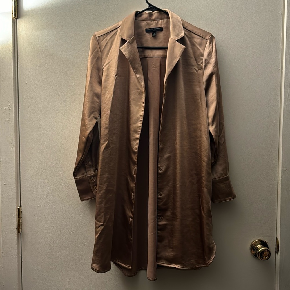 Banana Republic Long Button up Top